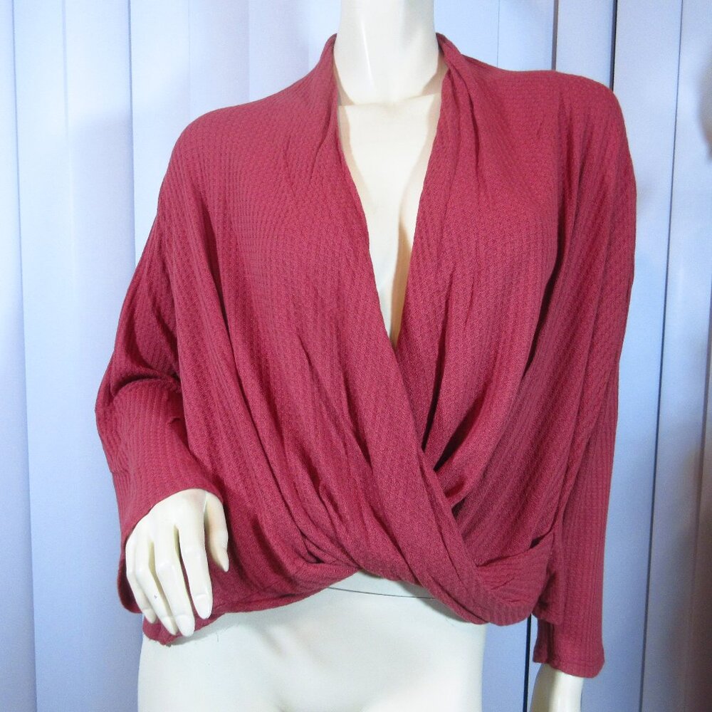 Entro Womens Overlap Drape Long Sleeve Top Blouse Medium Made in USA Red Maroon